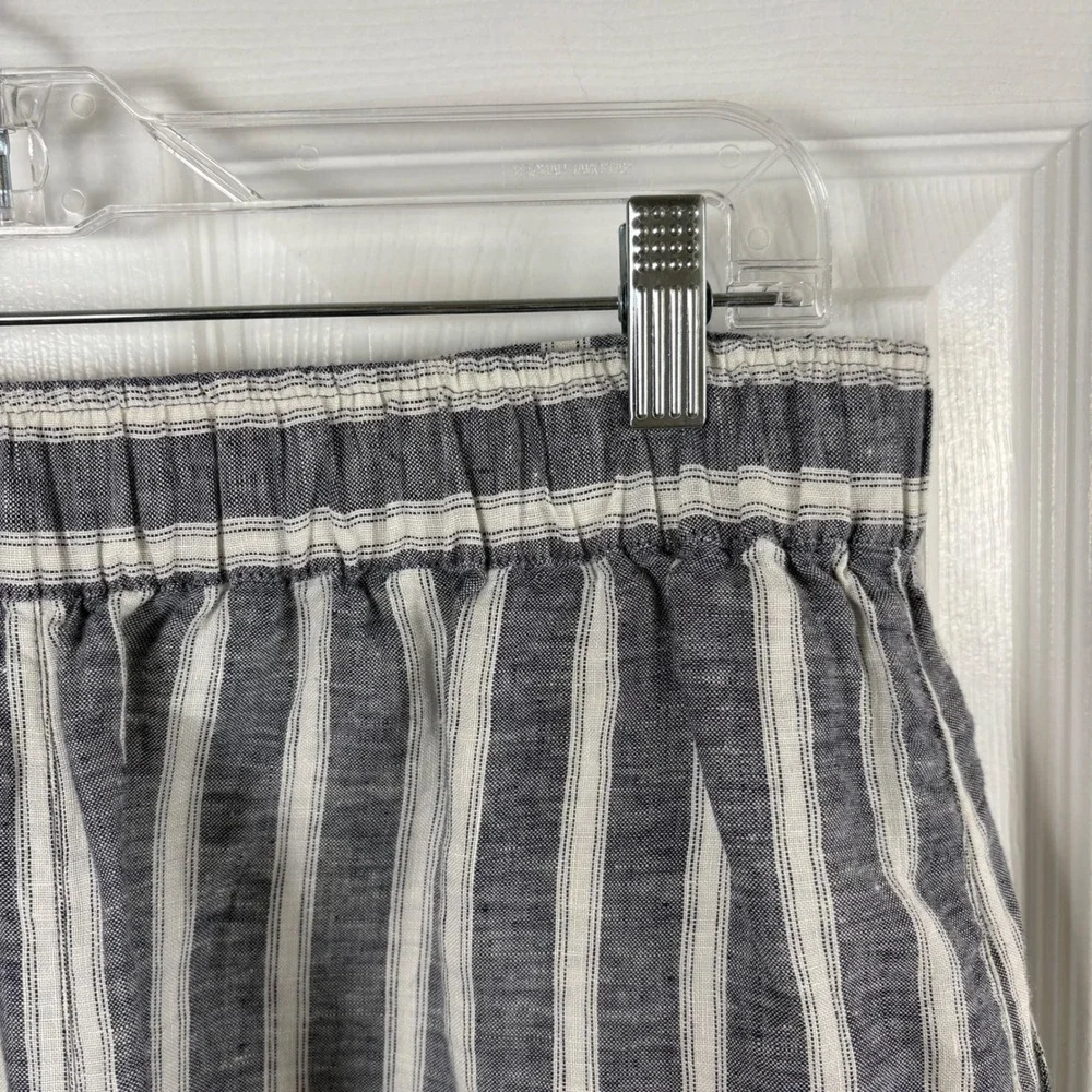 Christian Siriano Linen Shorts Womens L Navy White Striped Elastic Waist Coastal